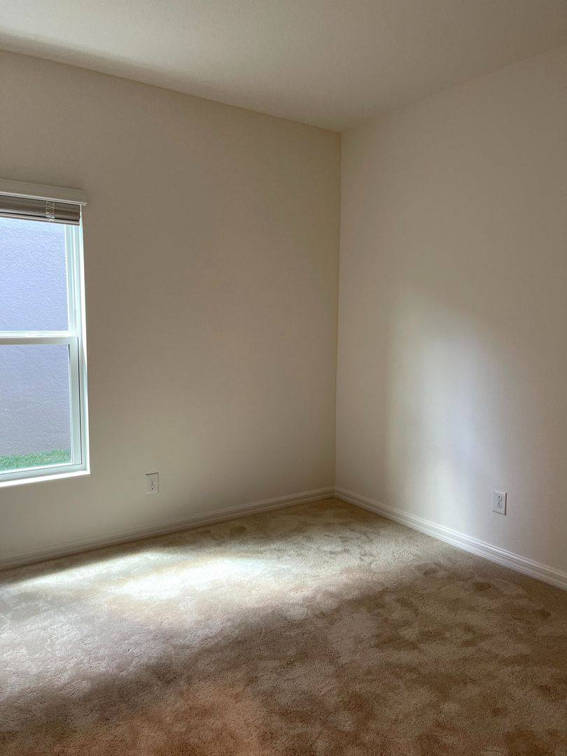 House for rent at 908 Anna Place Way, Davenport, FL 33837