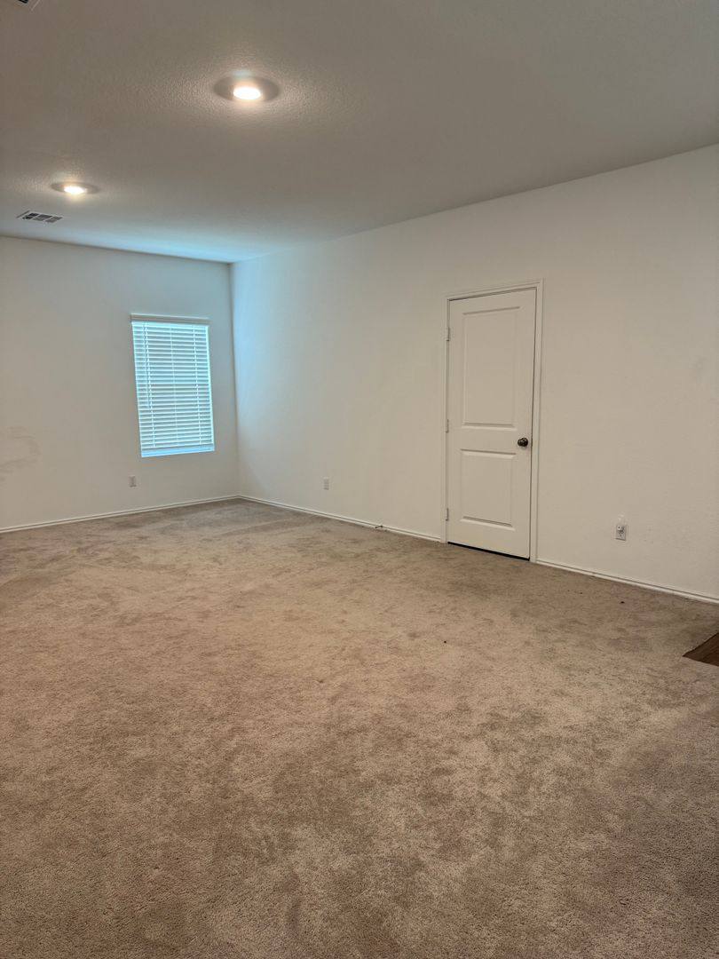House for rent at 184 Agate Cliff Dr, Maxwell, TX 78656