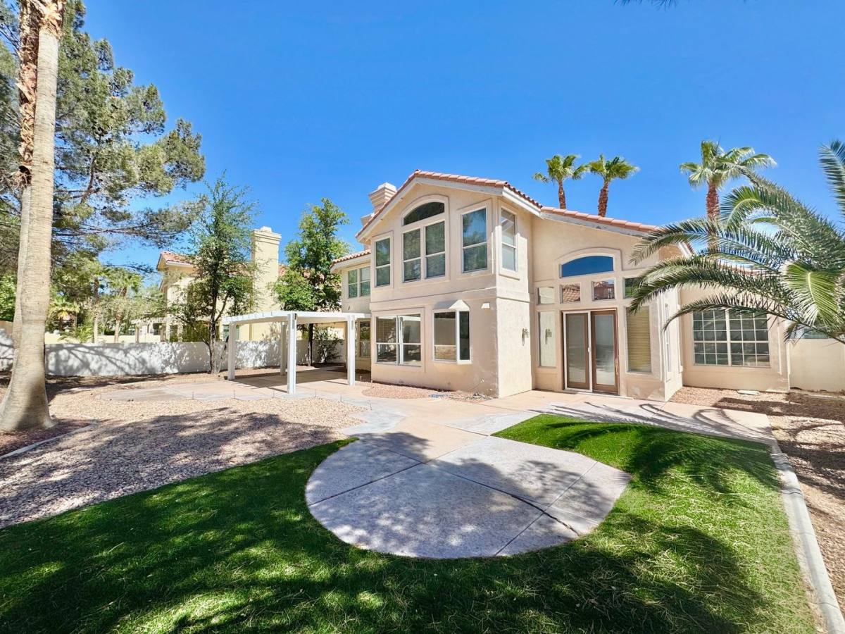 House for rent at 2929 Sterling Cove Dr, Las Vegas, NV 89128