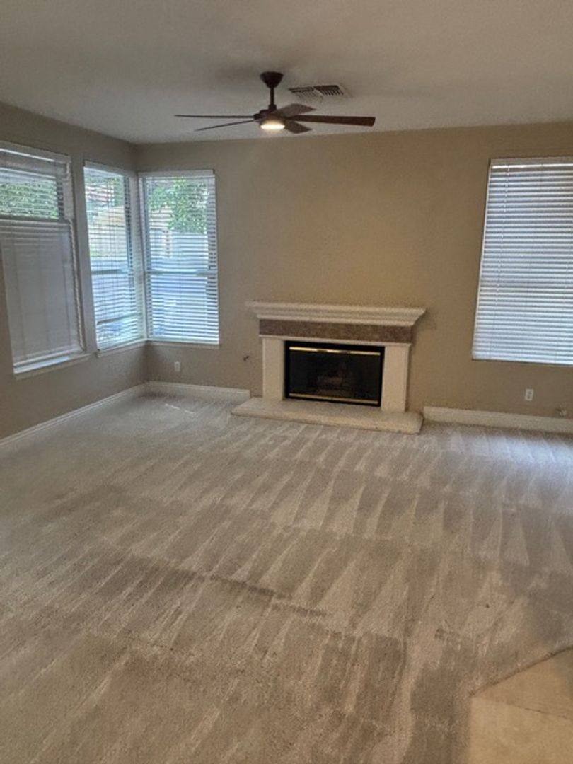 House for rent at 2929 Sterling Cove Dr, Las Vegas, NV 89128