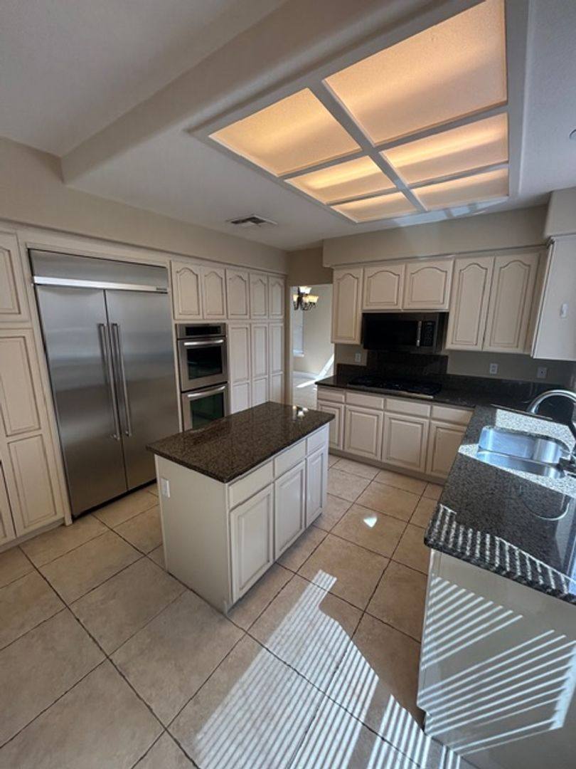 House for rent at 2929 Sterling Cove Dr, Las Vegas, NV 89128