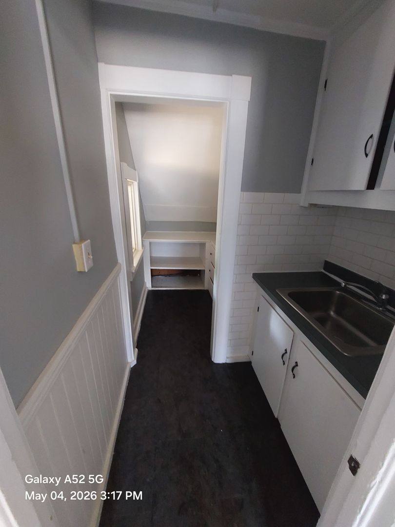 Apartment for rent at 59 Dwight St, New Britain, CT 06051