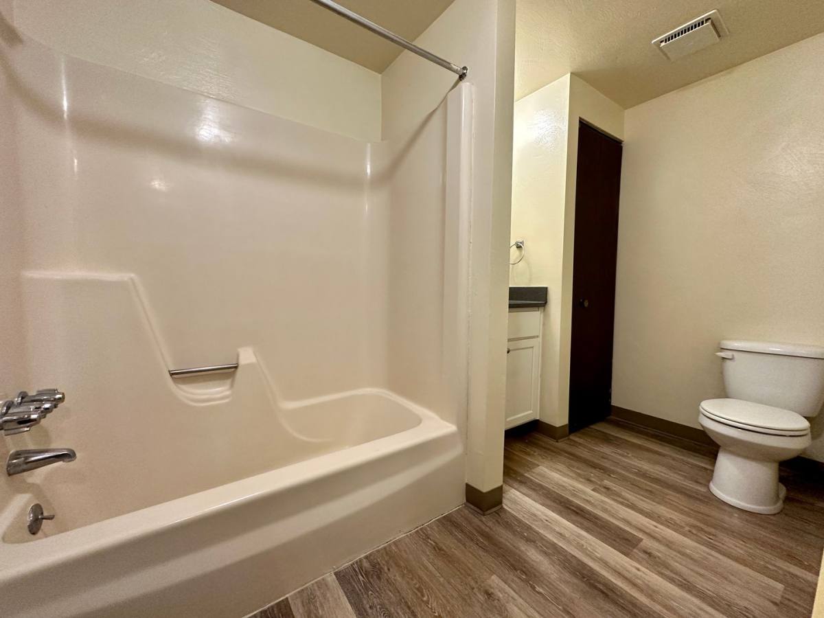 Apartment for rent at 105 Kellywood Manor, New Kensington, PA 15068