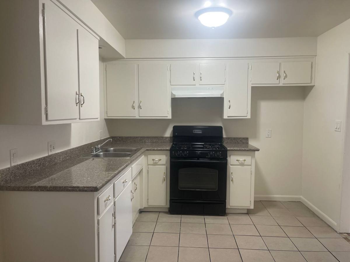 Apartment for rent at 3600 N Chester Ave, Bakersfield, CA 93308