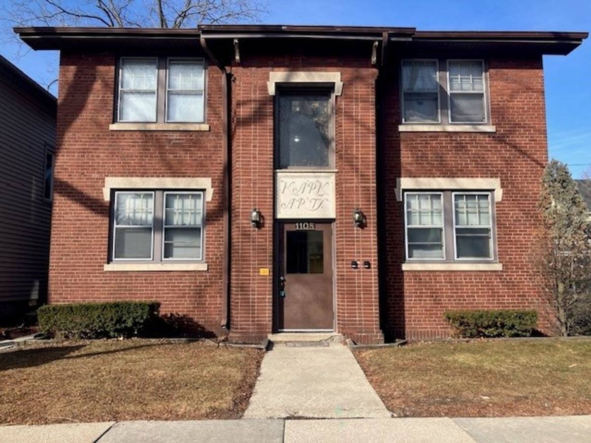 Apartment for rent at 1108 Wisconsin Ave, Racine, WI 53403