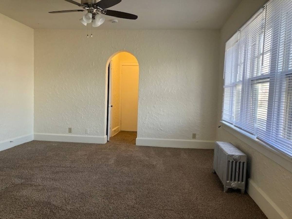 Apartment for rent at 1108 Wisconsin Ave, Racine, WI 53403