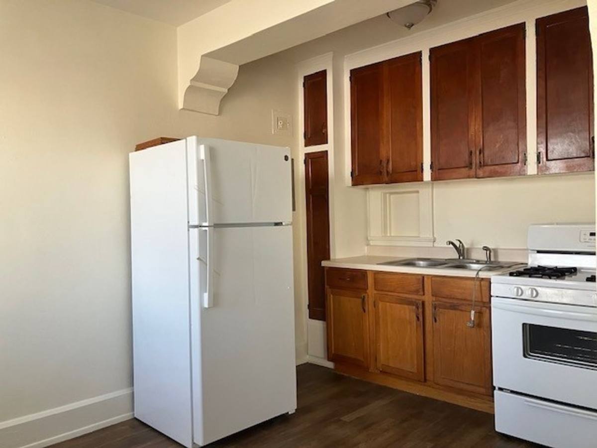 Apartment for rent at 1108 Wisconsin Ave, Racine, WI 53403