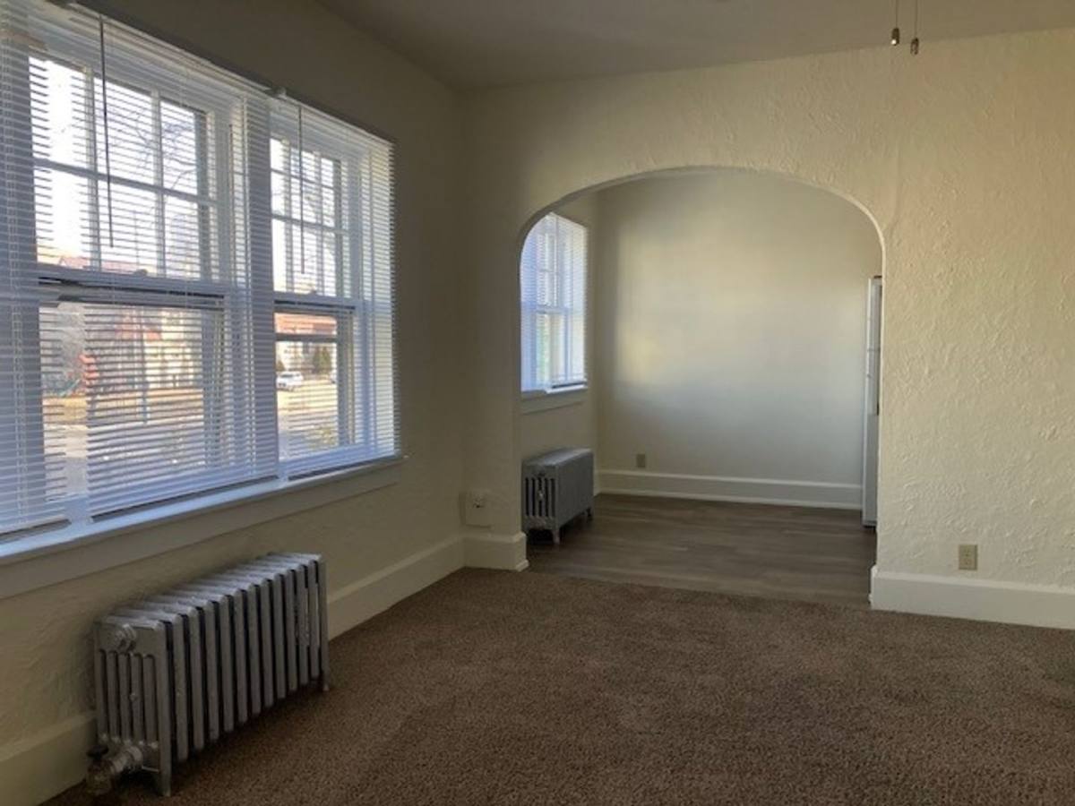 Apartment for rent at 1108 Wisconsin Ave, Racine, WI 53403