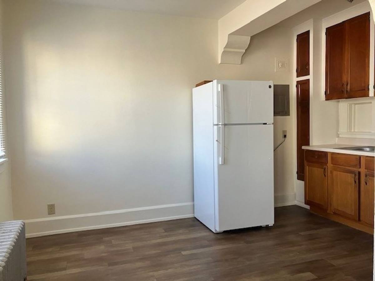 Apartment for rent at 1108 Wisconsin Ave, Racine, WI 53403