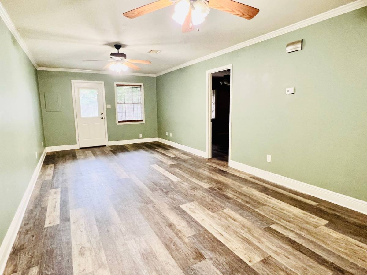 House for rent at 214 Ryder Dr, Lafayette, LA 70508