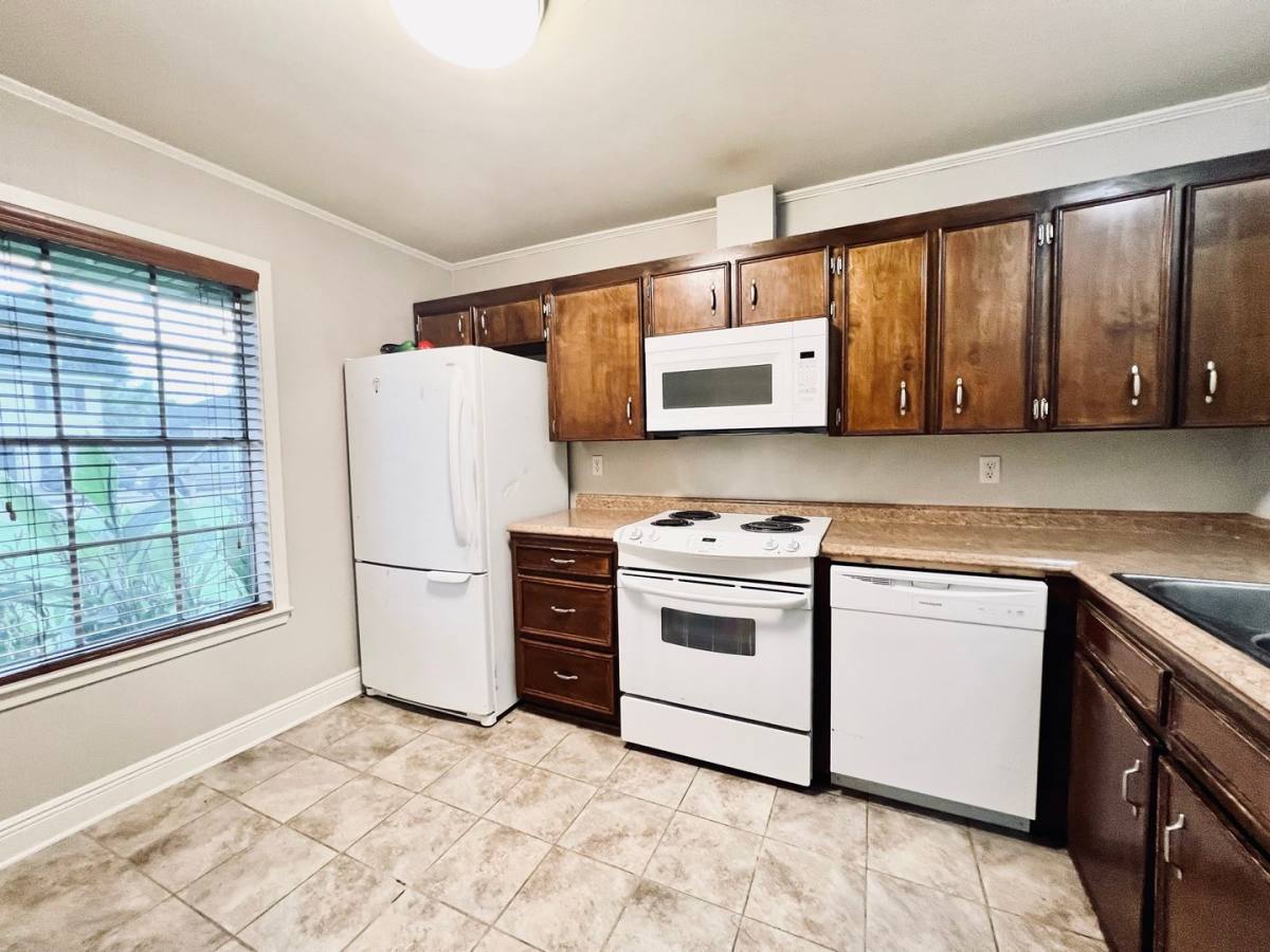 House for rent at 214 Ryder Dr, Lafayette, LA 70508
