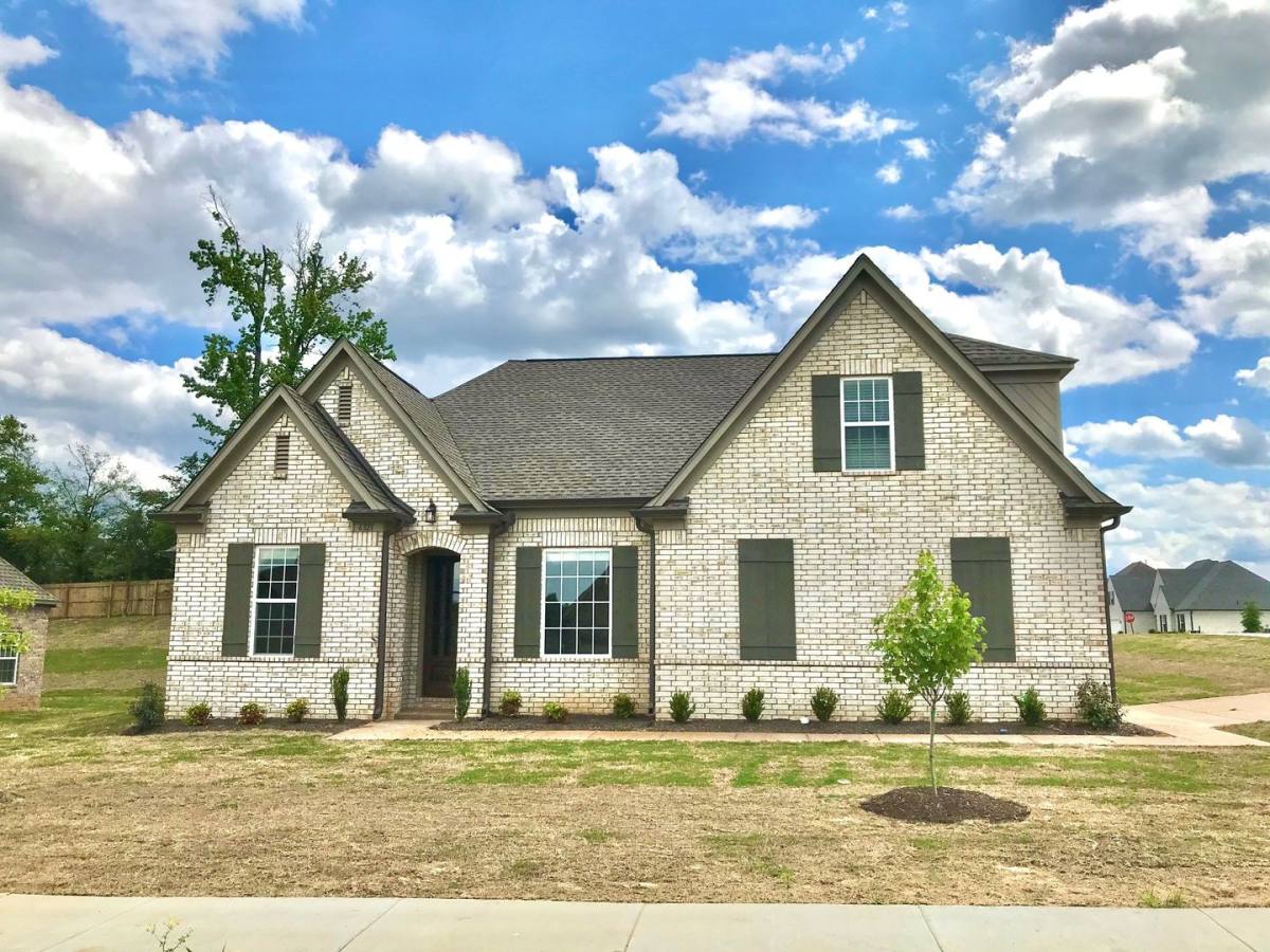 Apartment for rent at 6321 Darwood Dr, Olive Branch, MS 38654