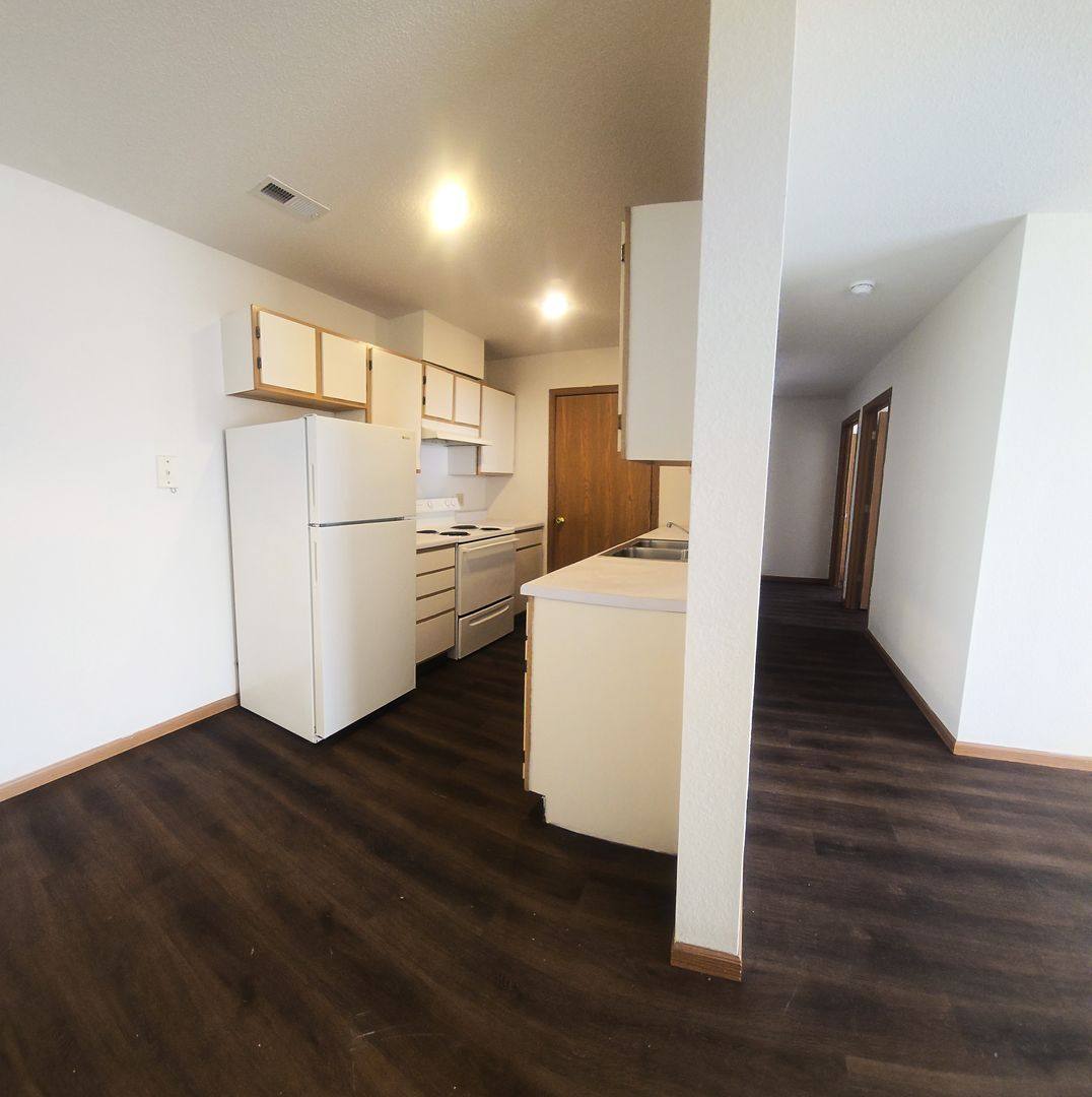 Apartment for rent at 1 Oak Knoll Dr, Festus, MO 63028