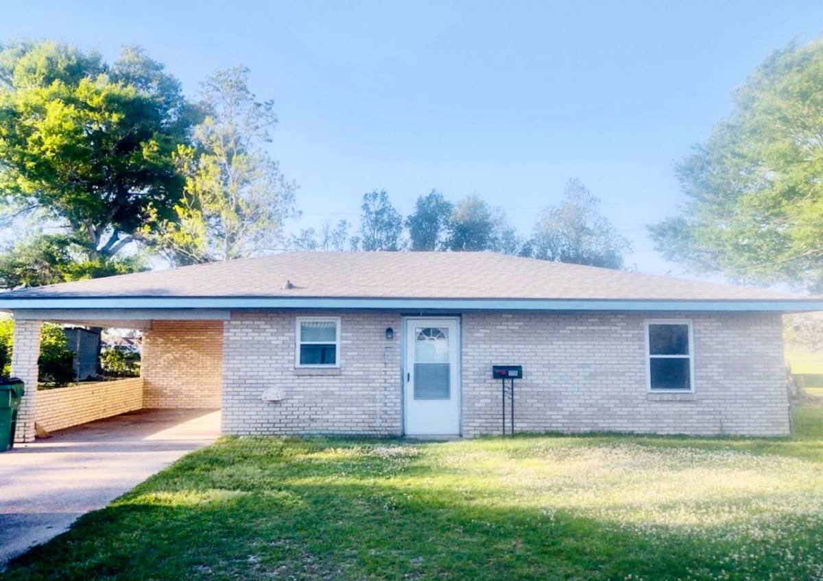 House for rent at 1115 Stutes St, Crowley, LA 70526