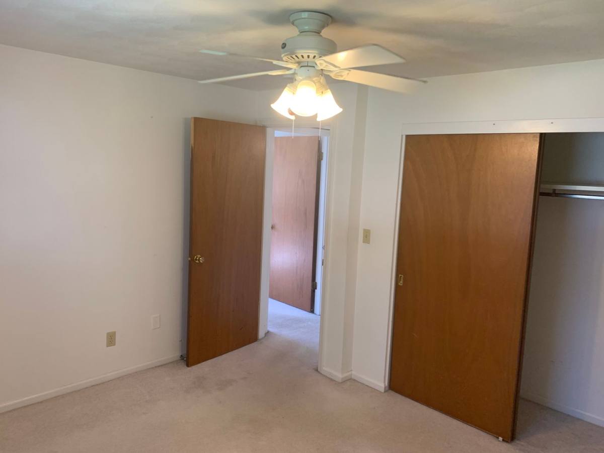 Apartment for rent at 7107-7115 Miramar Dr, Peoria, IL 61614