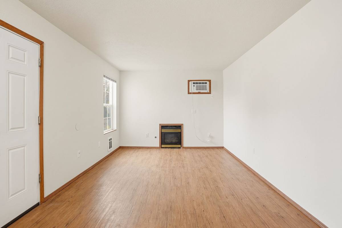 Apartment for rent at 13221 E 31st Court, Spokane, WA 99216