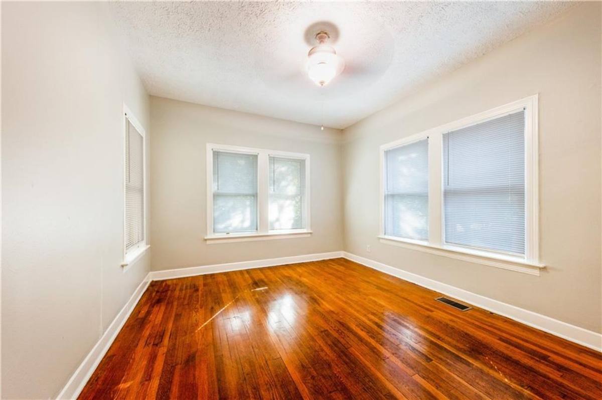 Townhouse for rent at 407 E 32nd St #B, Austin, TX 78705