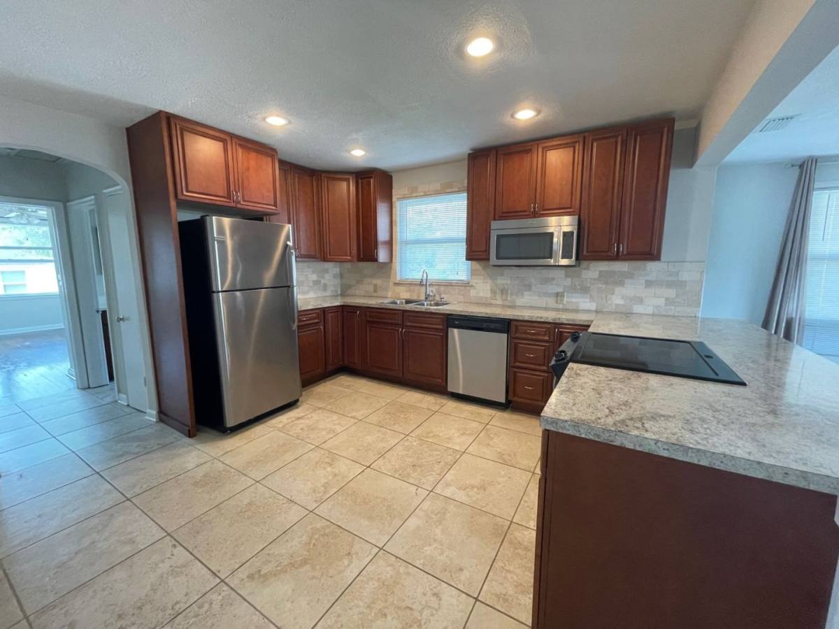 Apartment for rent at 1274 - 1276 Belmont Terrace, Jacksonville, FL 32207