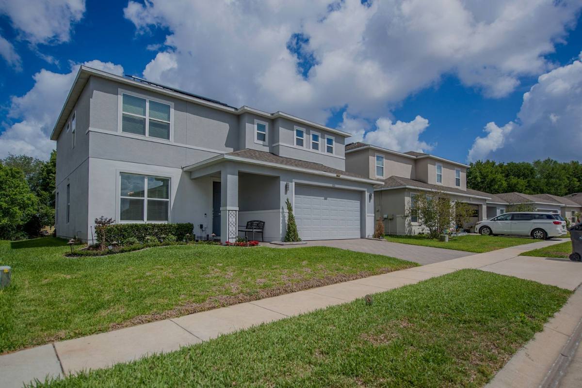 House for rent at 633 Ogelthorpe Dr, Davenport, FL 33897