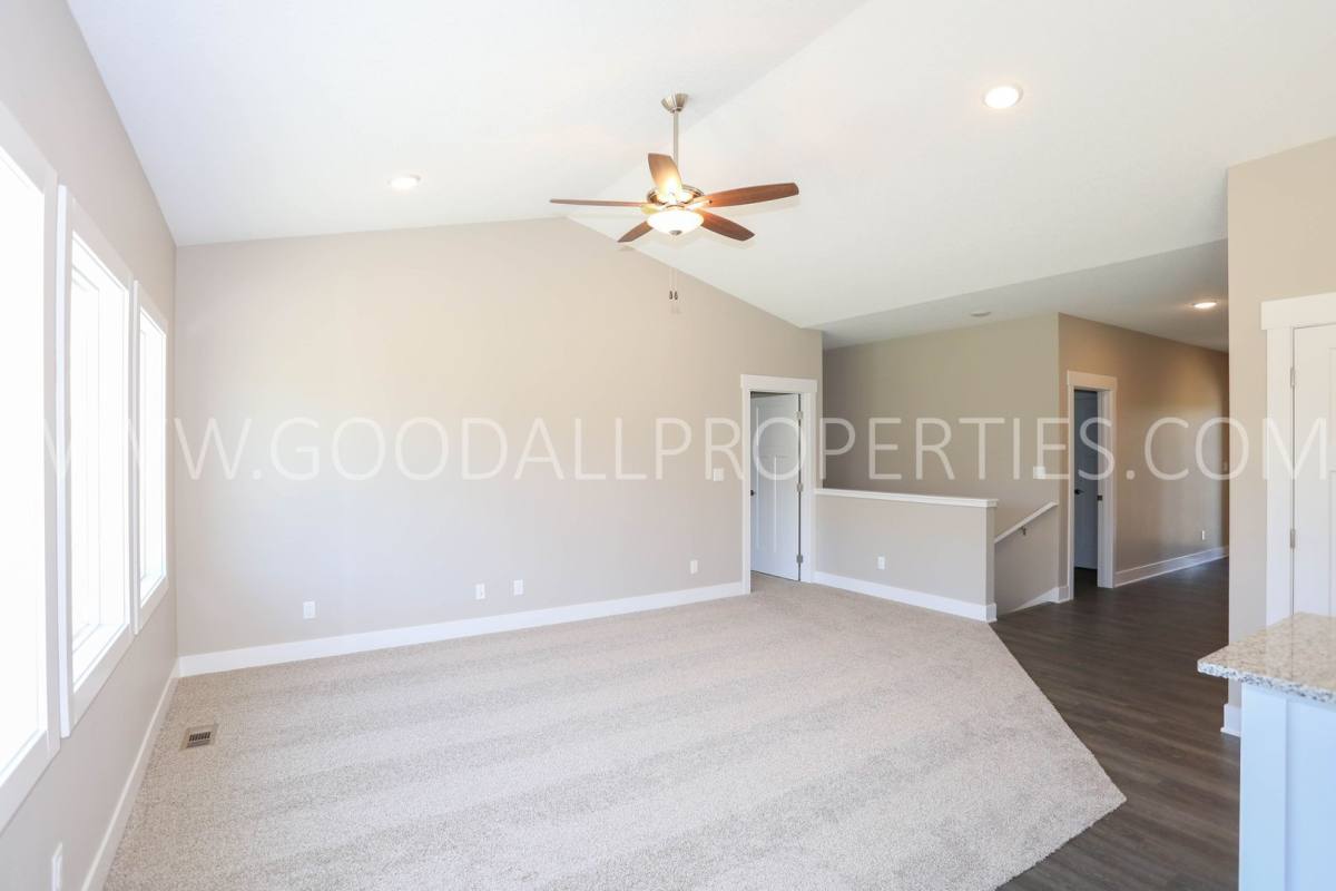 House for rent at 16656 Wilden Dr, Clive, IA 50325