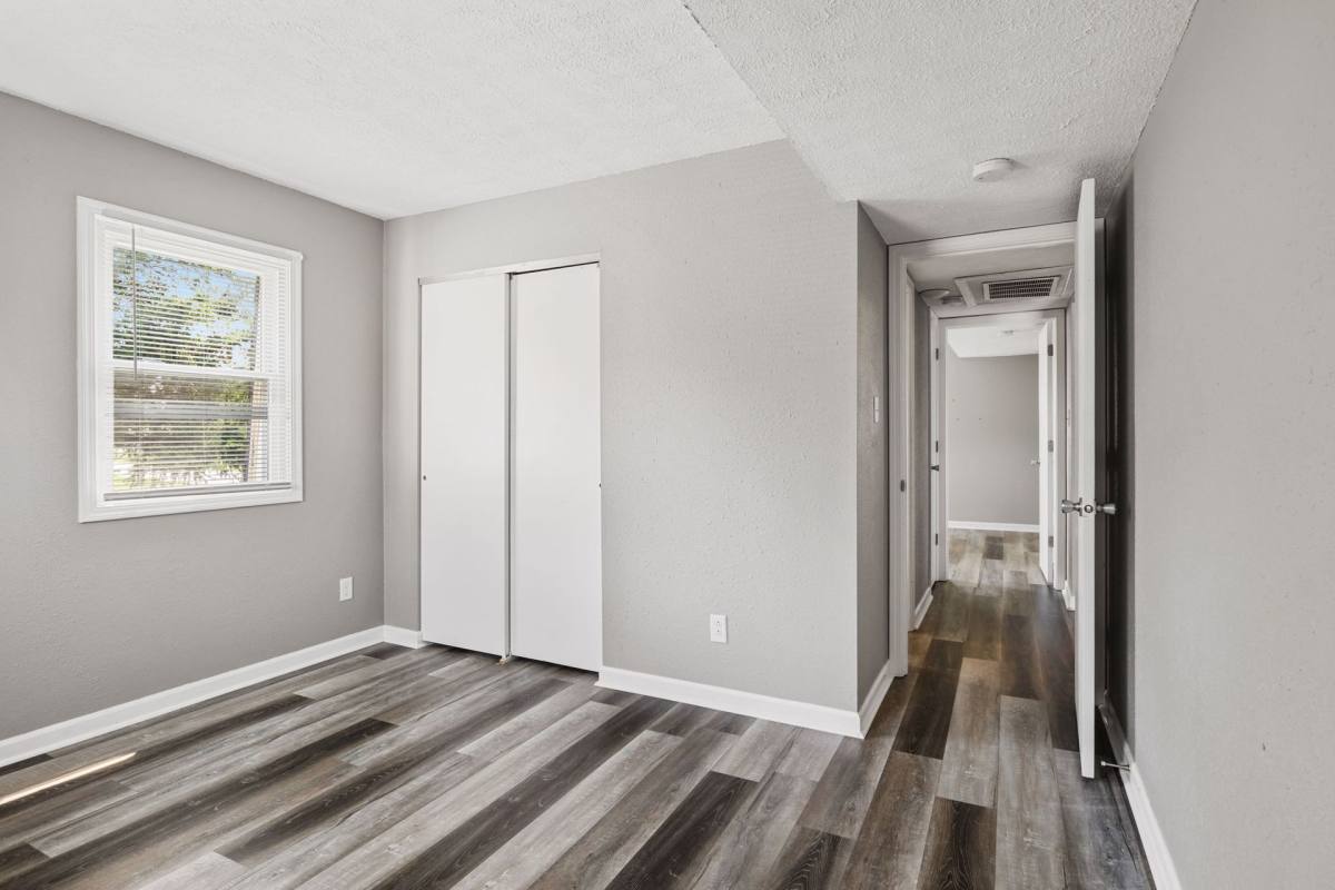 Apartment for rent at 1189-1195 W Lincoln St, Danville, IN 46122