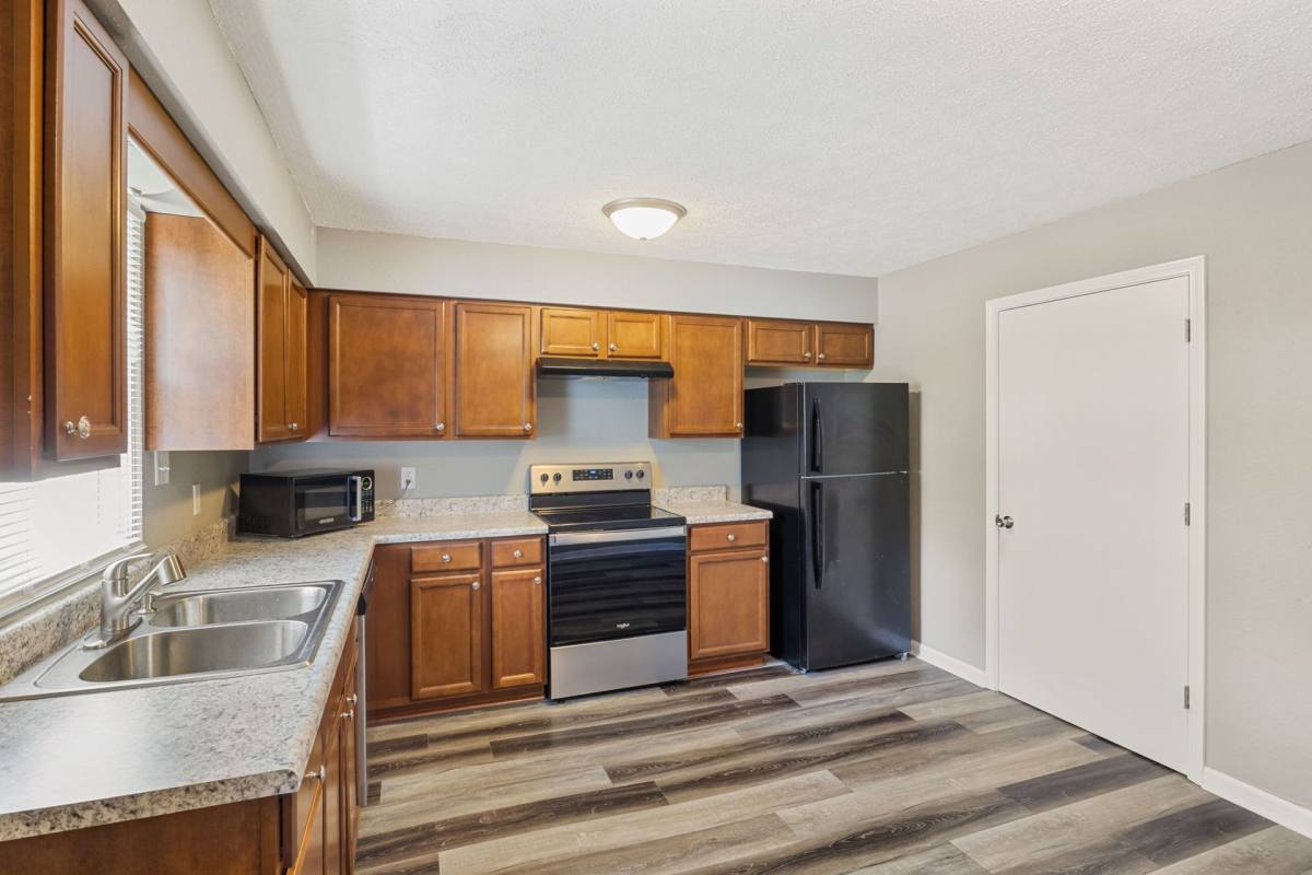 Apartment for rent at 1189-1195 W Lincoln St, Danville, IN 46122