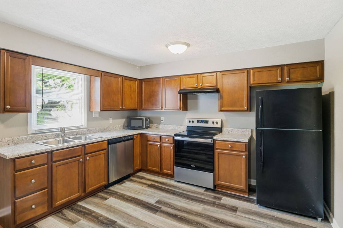 Apartment for rent at 1189-1195 W Lincoln St, Danville, IN 46122