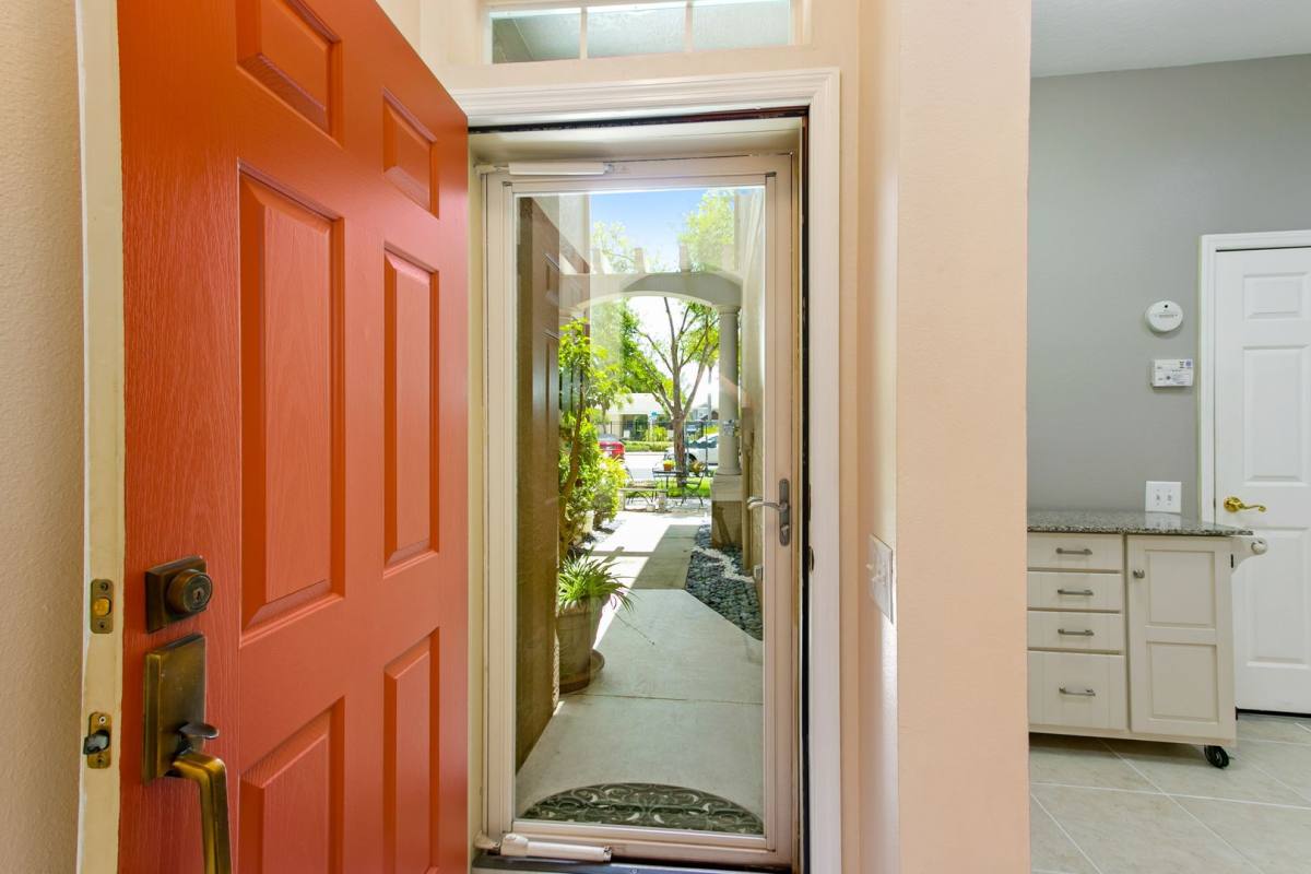 Townhouse for rent at 3326 Covered Bridge Dr W, Dunedin, FL 34698
