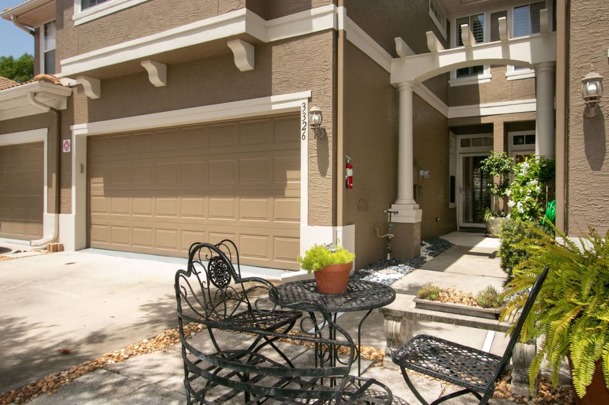 Townhouse for rent at 3326 Covered Bridge Dr W, Dunedin, FL 34698