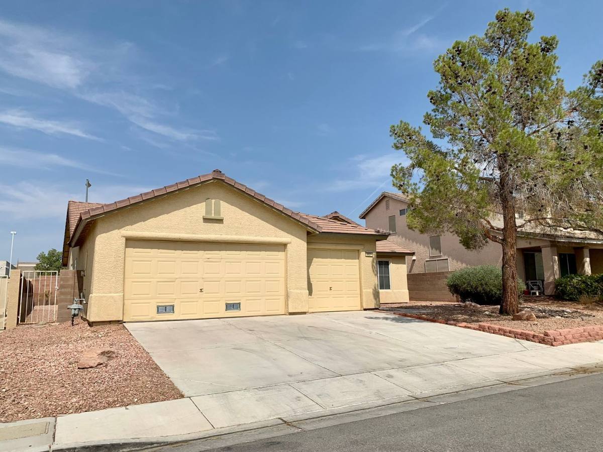 House for rent at 3821 Bombastic Court, Las Vegas, NV 89147