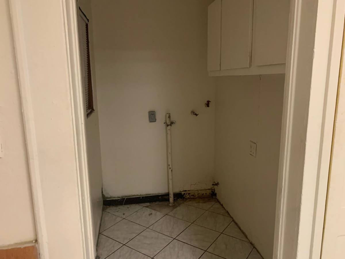 Apartment for rent at 1815 Potomac Ave, Bakersfield, CA 93307