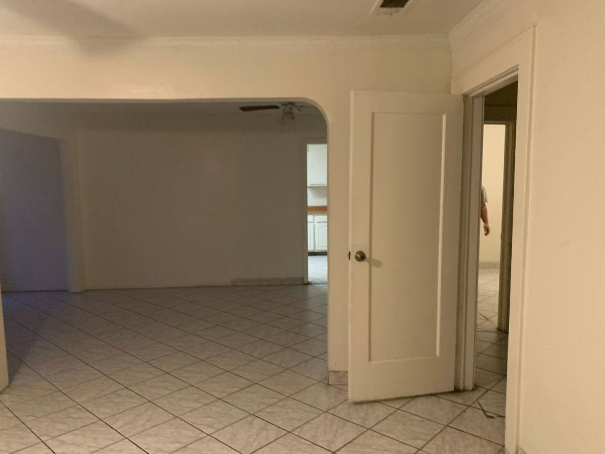 Apartment for rent at 1815 Potomac Ave, Bakersfield, CA 93307