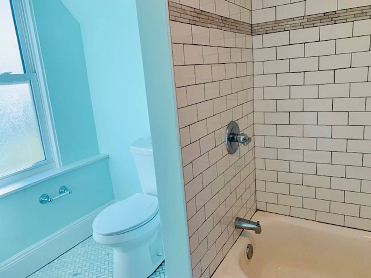 Apartment for rent at 211 S Saint Clair St, Pittsburgh, PA 15206