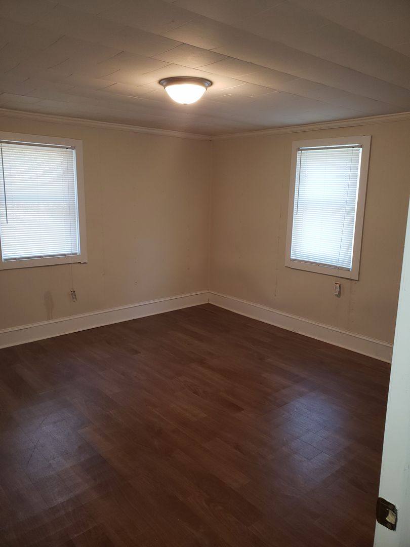 Townhouse for rent at 1902 Myrtle St, Greenville, NC 27834