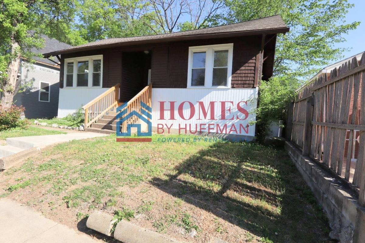 House for rent at 638 Jackson Ave, Evansville, IN 47713