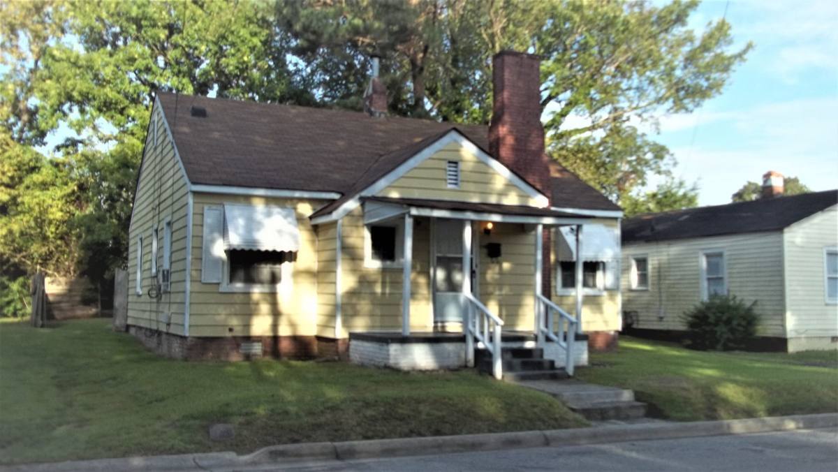 House for rent at 206 Hudson St, Greenville, NC 27834