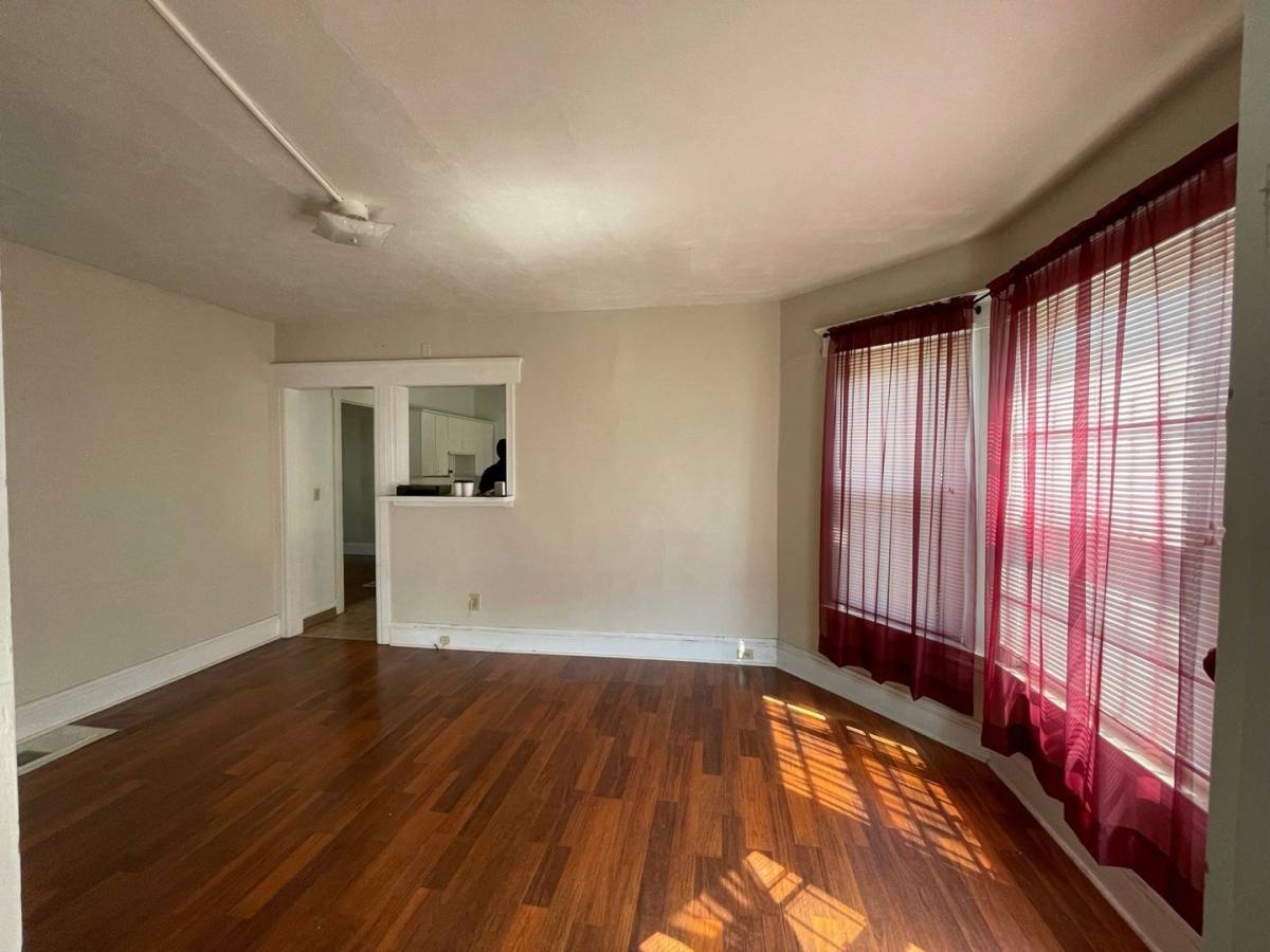 Townhouse for rent at 231 Ashworth Place, Syracuse, NY 13210