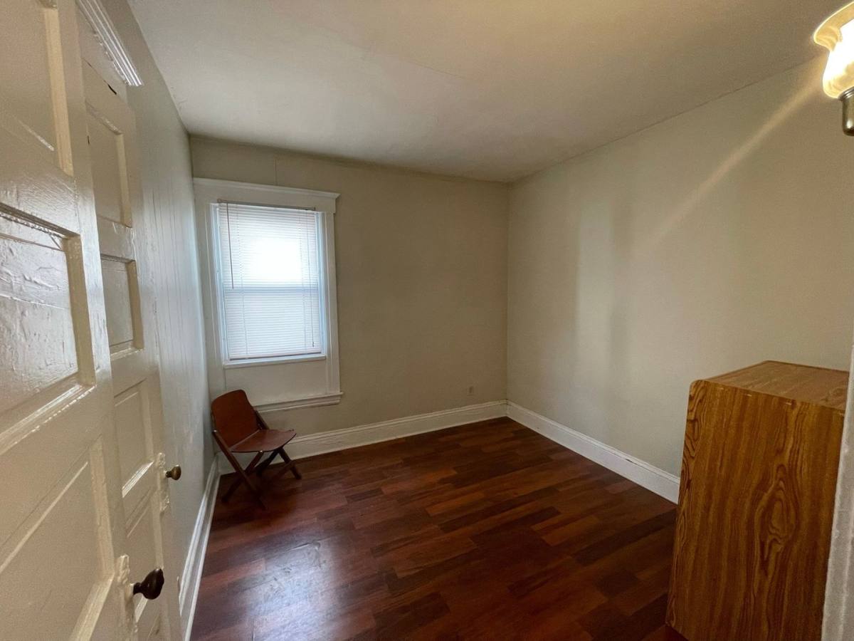 Townhouse for rent at 231 Ashworth Place, Syracuse, NY 13210