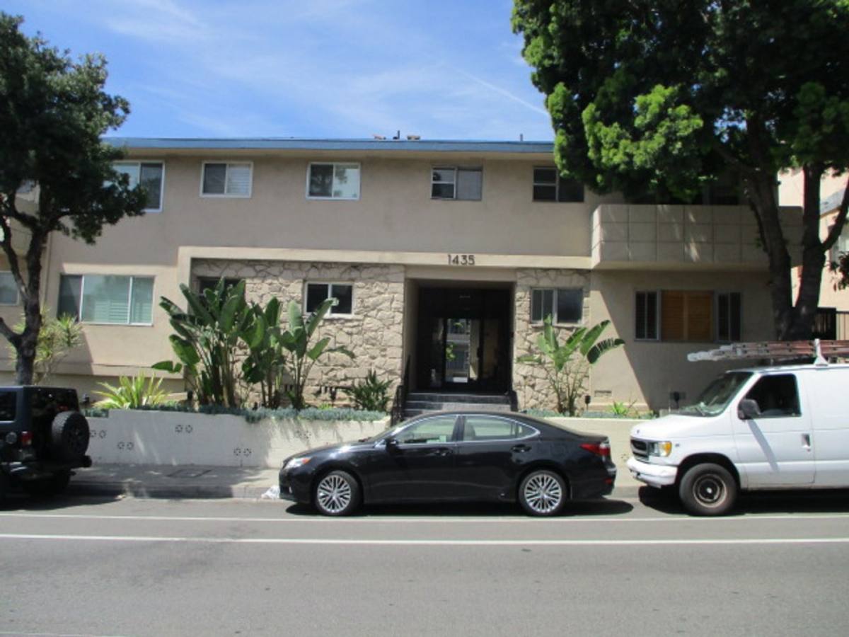 Condo for rent at 1435 Fairfax Ave #4, Los Angeles, CA 90046