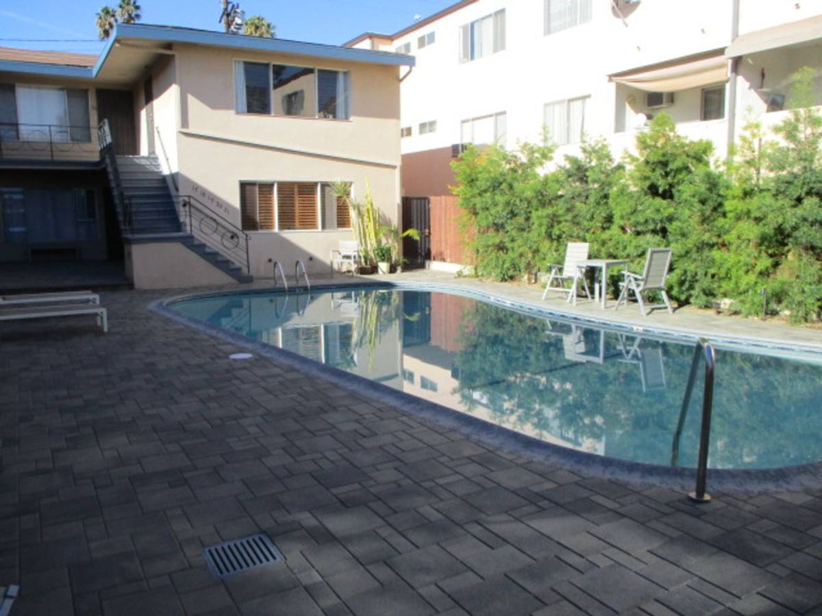Condo for rent at 1435 Fairfax Ave #4, Los Angeles, CA 90046