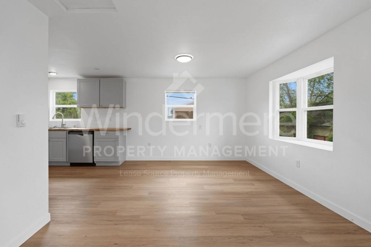 Apartment for rent at 1804 E Liberty, Spokane, WA 99207