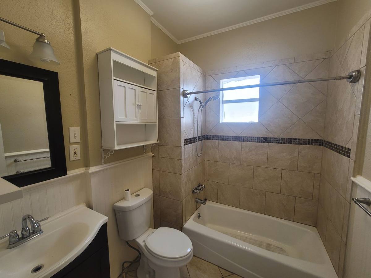 House for rent at 610 16th St, Galveston, TX 77550