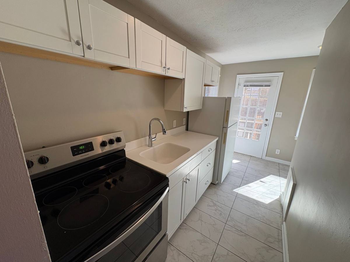 Apartment for rent at 1015 Turner Blvd, Omaha, NE 68105