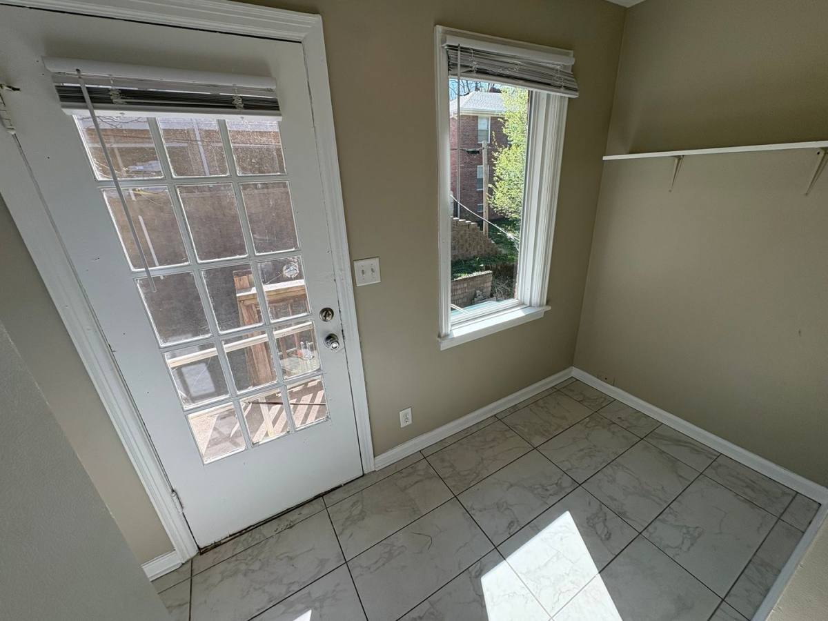 Apartment for rent at 1015 Turner Blvd, Omaha, NE 68105