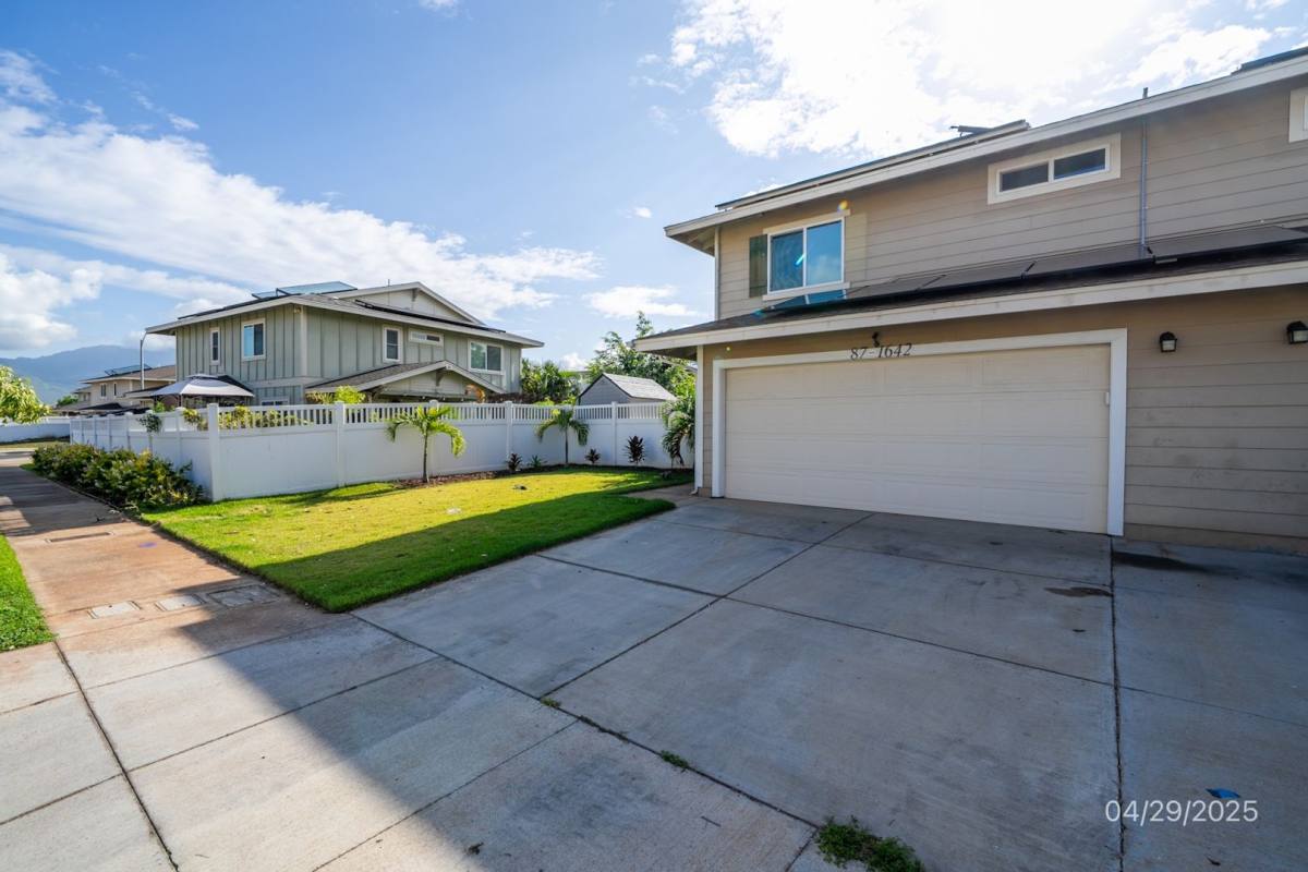 House for rent at 87-1642 Mokila St, Waianae, HI 96792