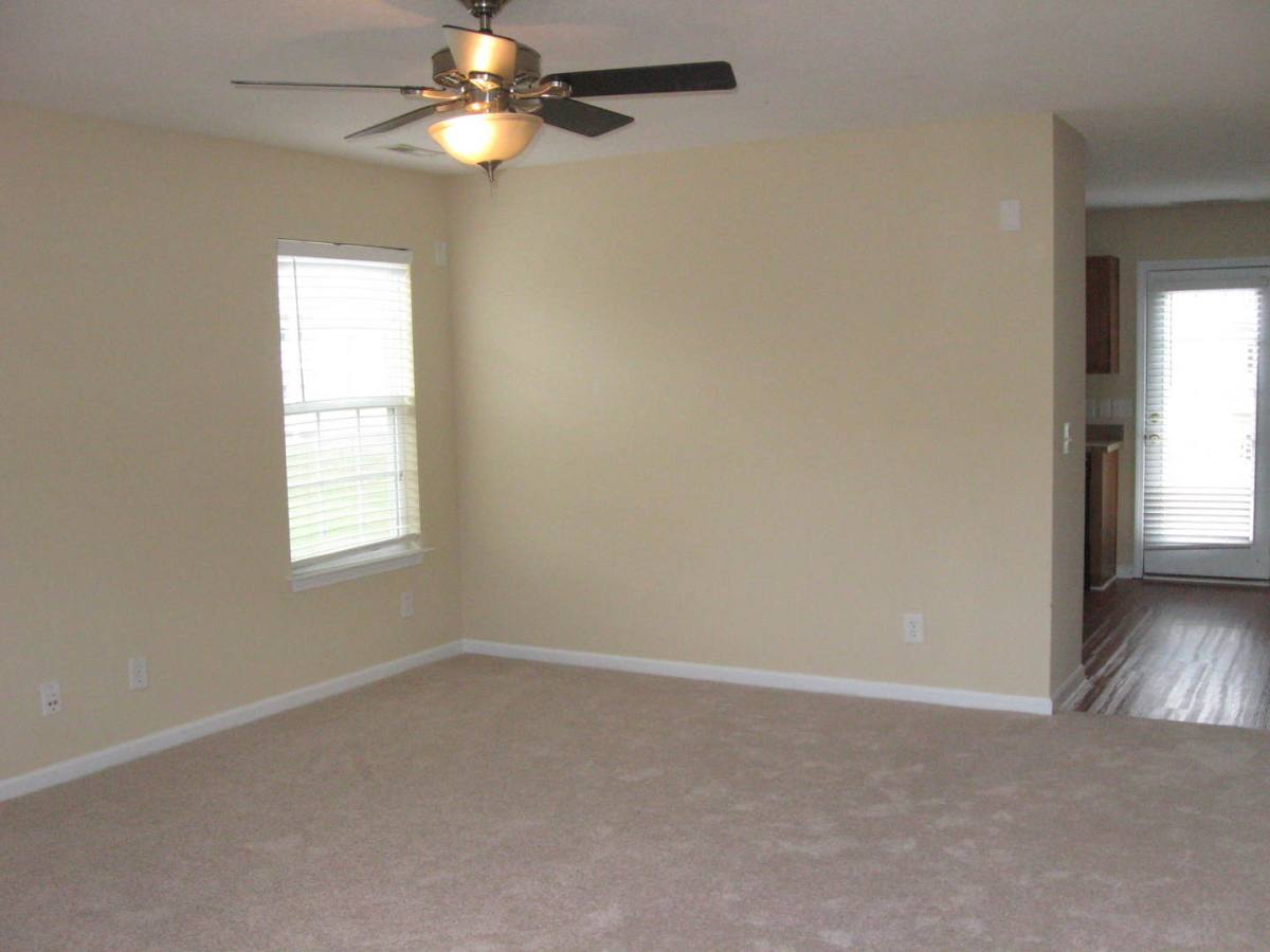 House for rent at 1626 Daisy Park Dr, Whitsett, NC 27377