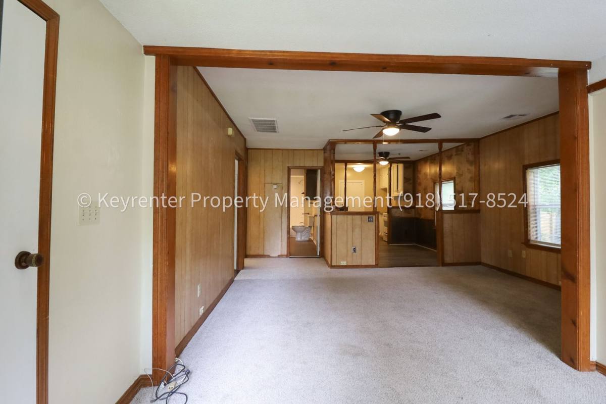 House for rent at 1928 N Columbia Place, Tulsa, OK 74110