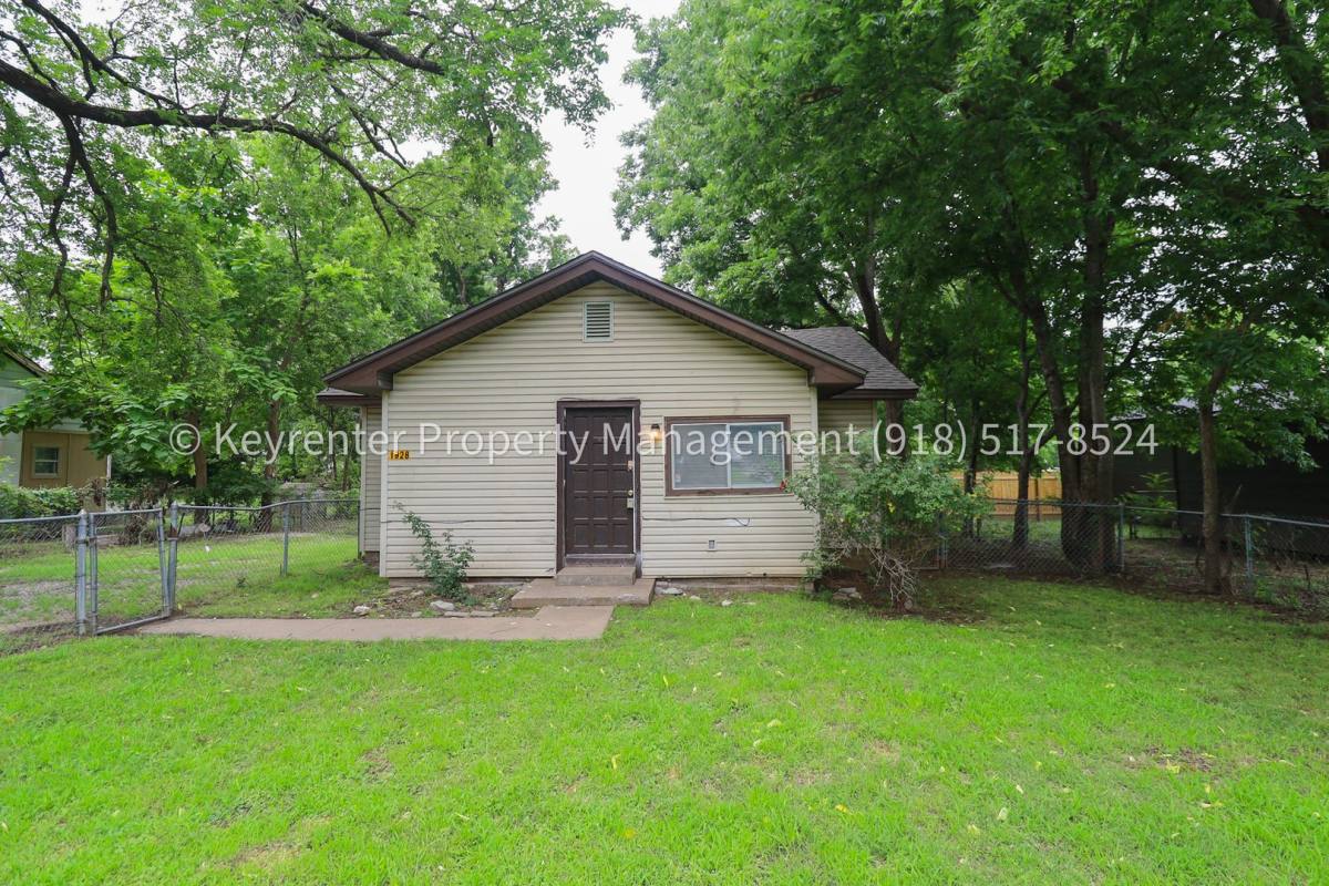 House for rent at 1928 N Columbia Place, Tulsa, OK 74110