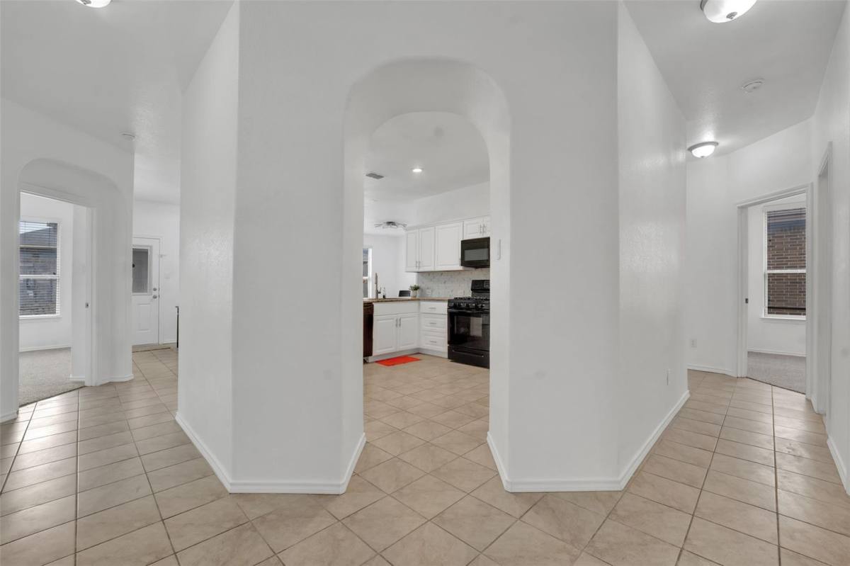 House for rent at 144 Creek Terrace Dr, Fort Worth, TX 76131