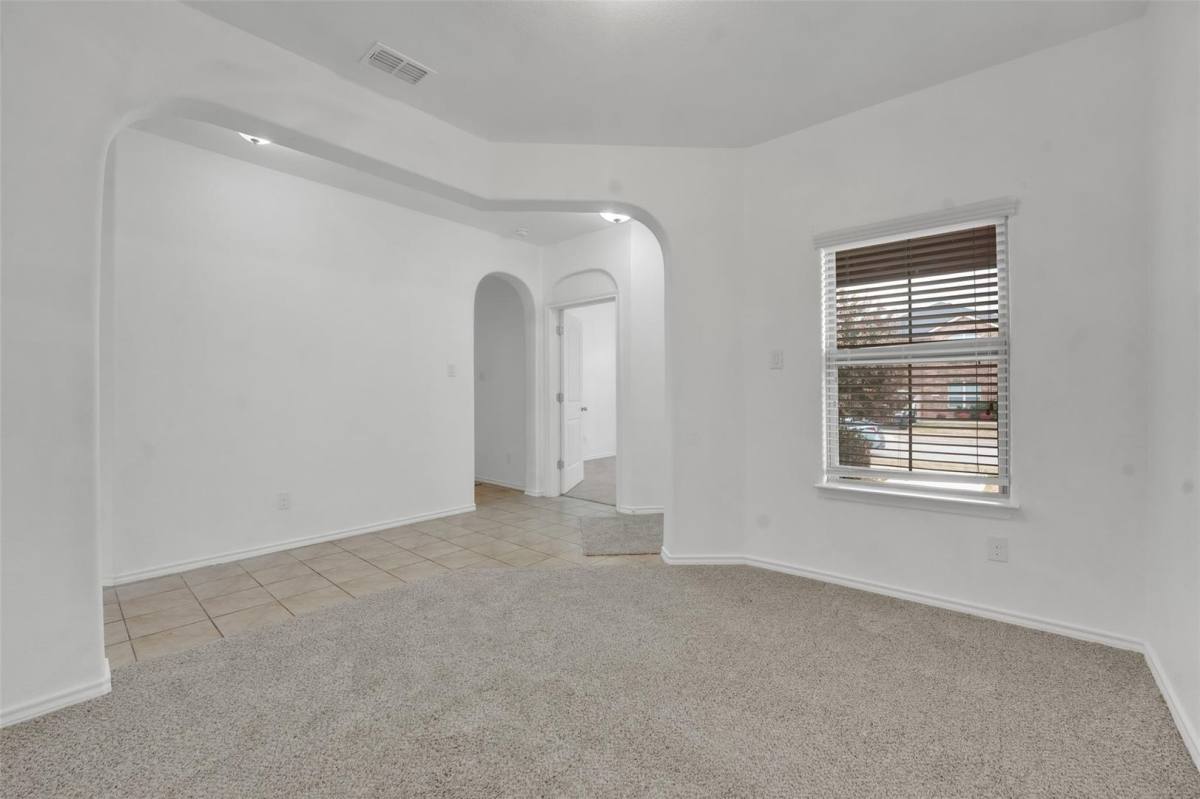 House for rent at 144 Creek Terrace Dr, Fort Worth, TX 76131